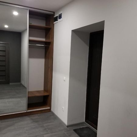 Апарт-Сервис S1 Uzhhorod Ngoại thất bức ảnh
