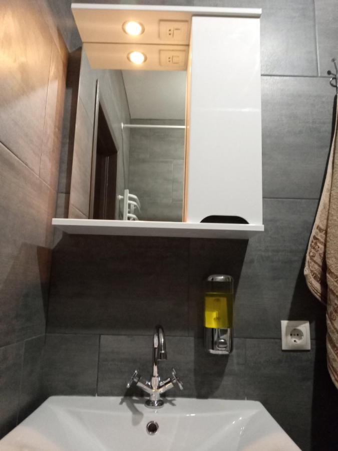Апарт-Сервис S1 Uzhhorod Ngoại thất bức ảnh