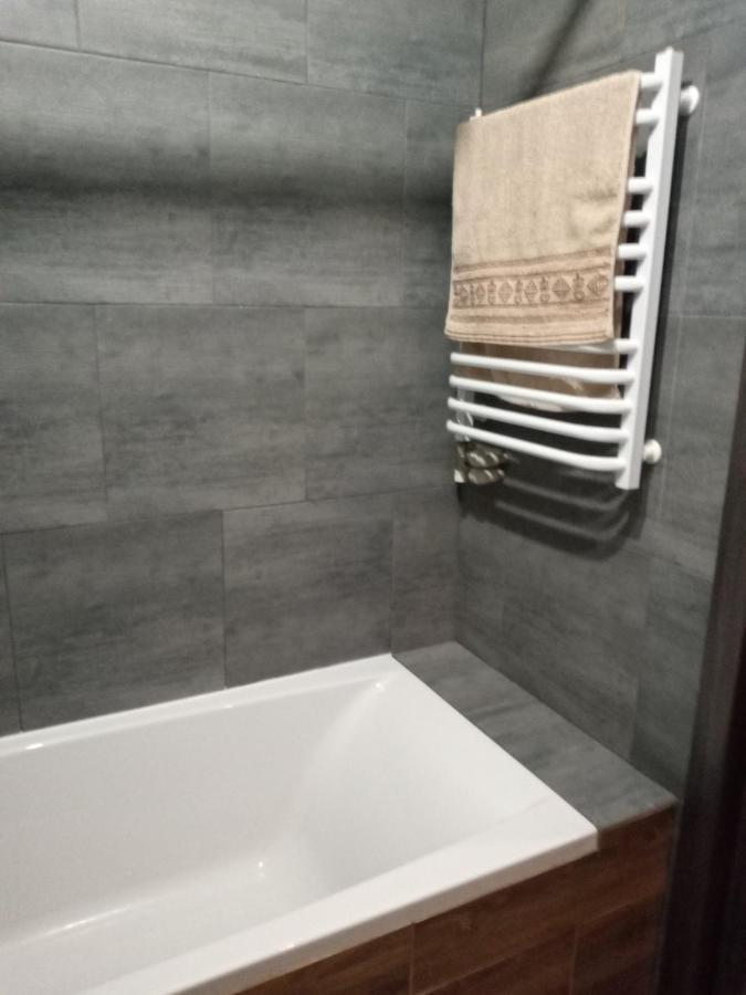 Апарт-Сервис S1 Uzhhorod Ngoại thất bức ảnh